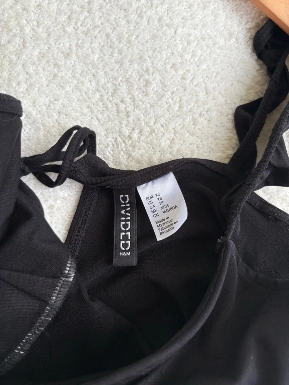H&M Open Back Ruffle Strap Tank - Picture 6 of 8